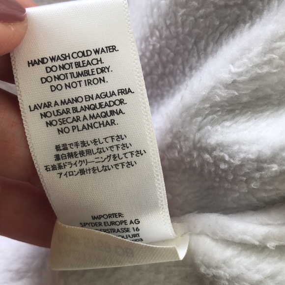 Spyder Superflake Hat (NWNT) - Picture 6 of 8